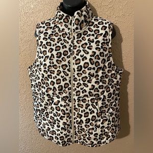 Mudpie Womens Leopard Quilted Vest size L